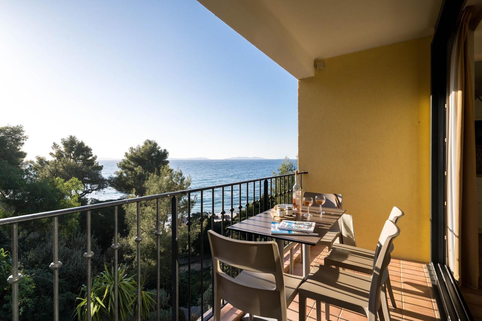 La Residence Du Bailli Rayol-Canadel-sur-Mer Exterior photo