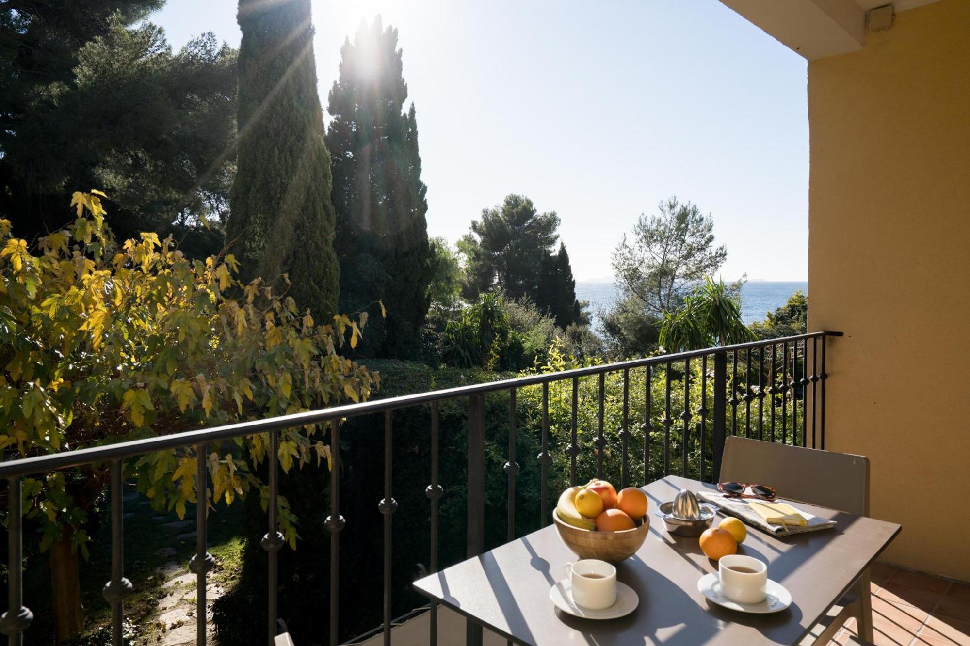 La Residence Du Bailli Rayol-Canadel-sur-Mer Exterior photo